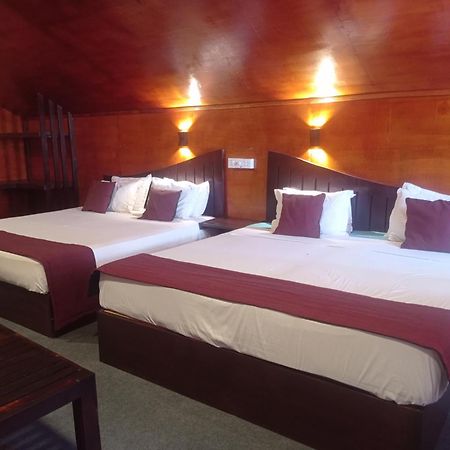 Golden Beach Cottages Trikunamalaja Zewnętrze zdjęcie