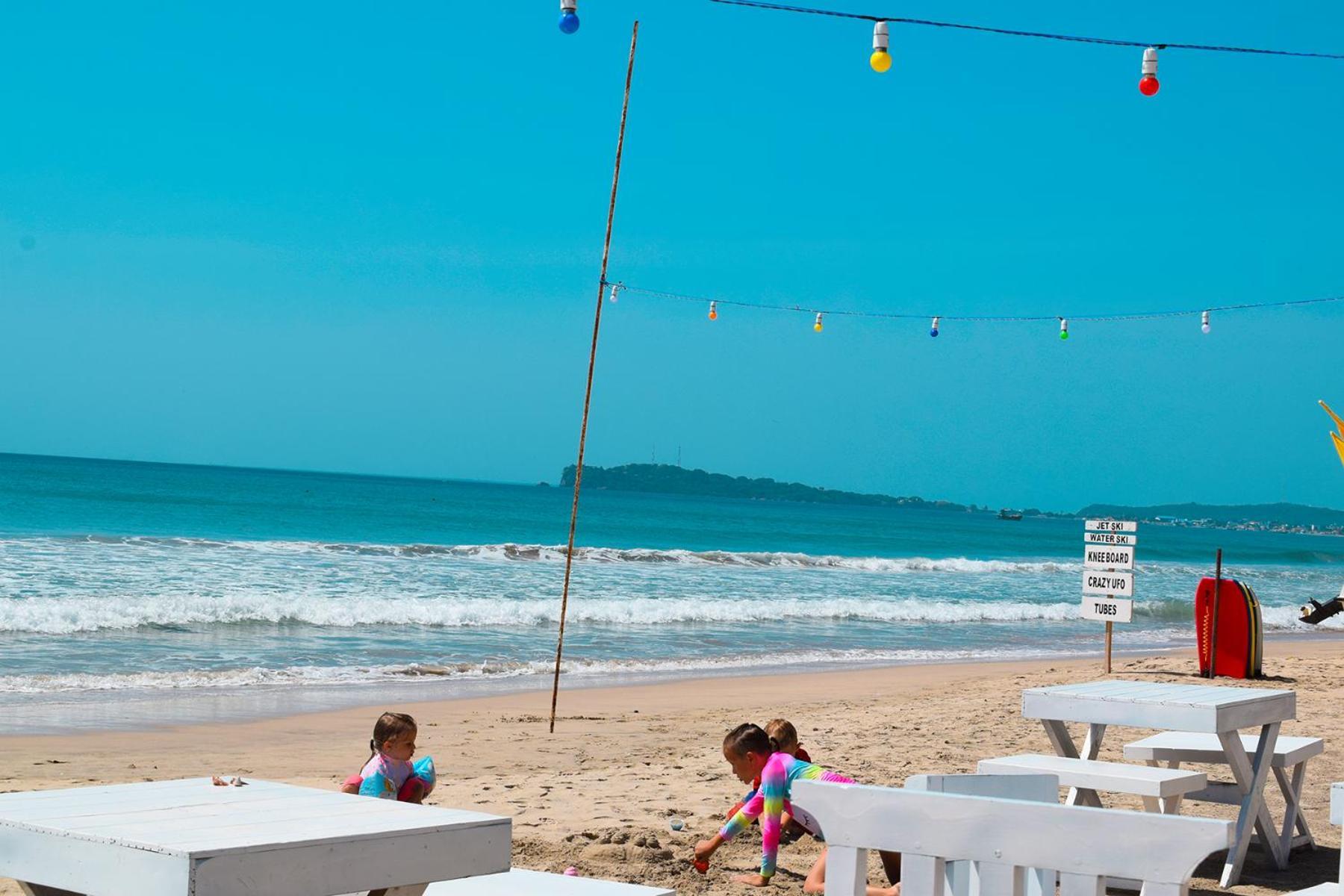 Golden Beach Cottages Trikunamalaja Zewnętrze zdjęcie