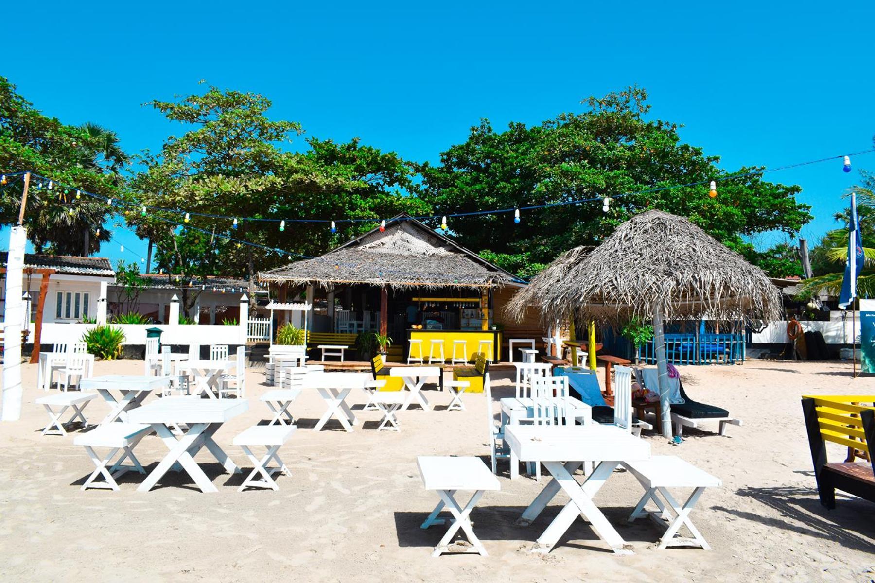 Golden Beach Cottages Trikunamalaja Zewnętrze zdjęcie