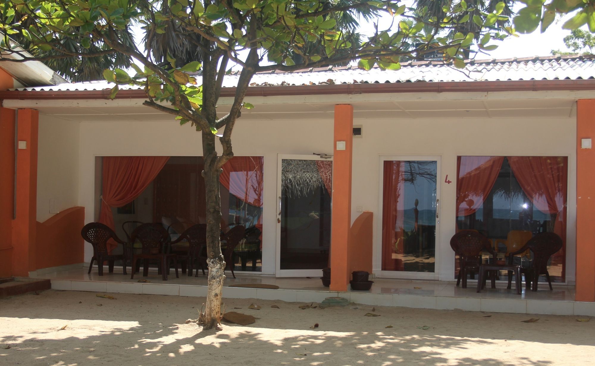 Golden Beach Cottages Trikunamalaja Zewnętrze zdjęcie